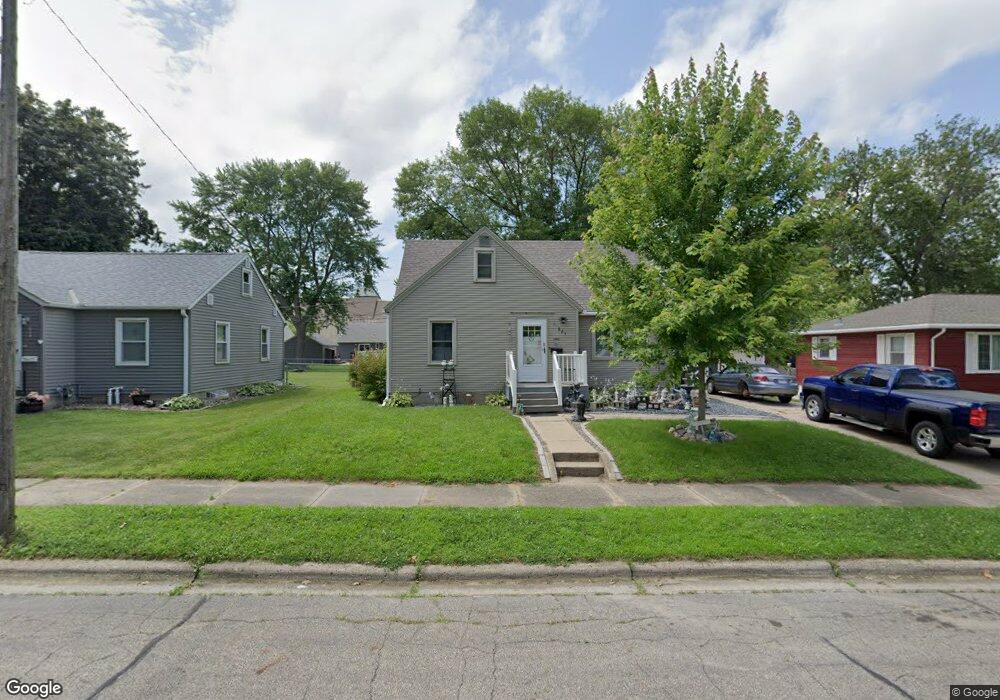 921 Columbus Ave, Albert Lea, MN 56007 - photo 1