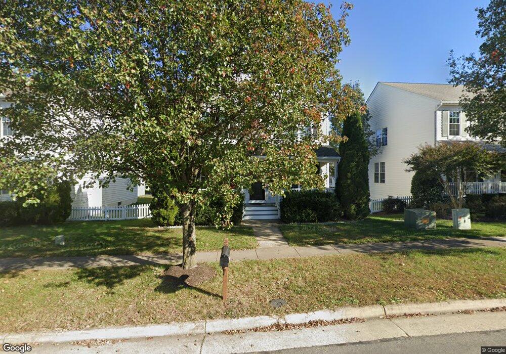 25440 Crossfield Dr, Chantilly, VA 20152 - photo 1