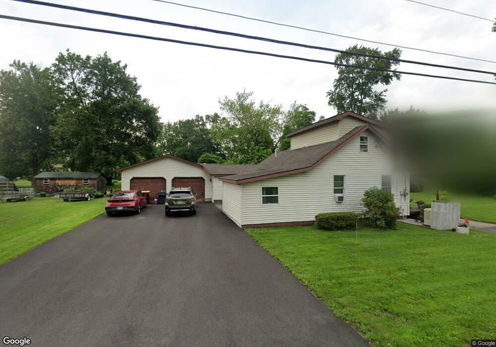 1052 Beverly St, Schenectady, NY 12306 - photo 1