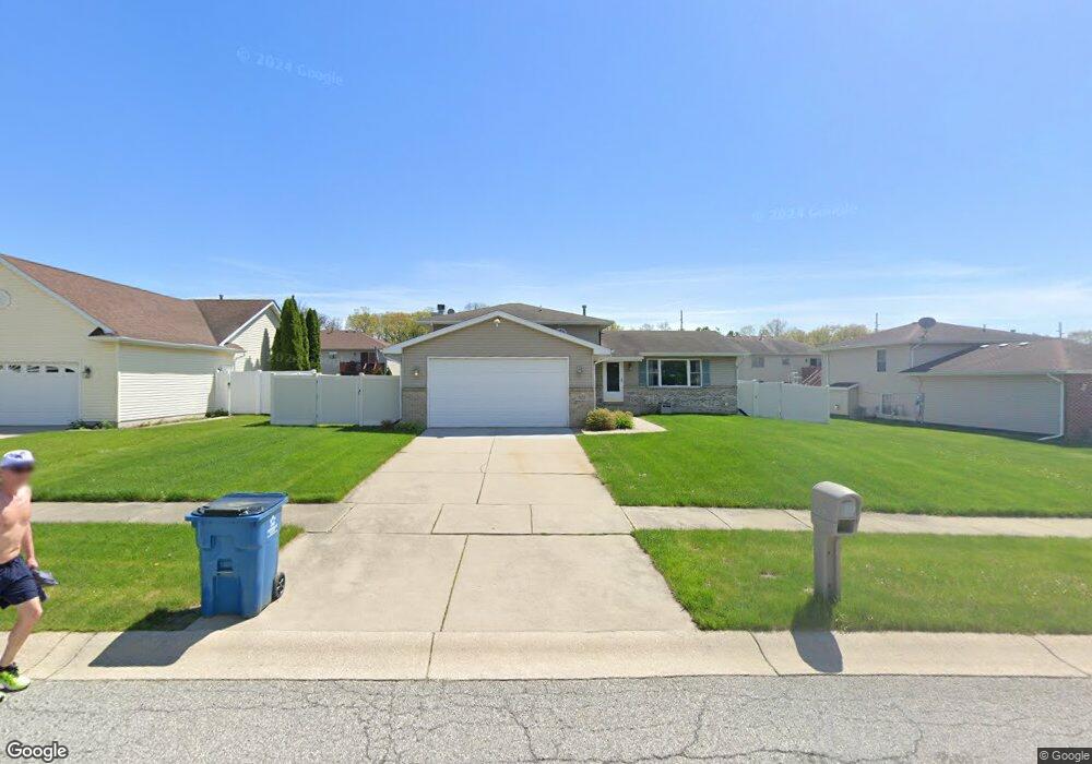 323 W 128th Ave, Crown Point, IN 46307 - photo 1