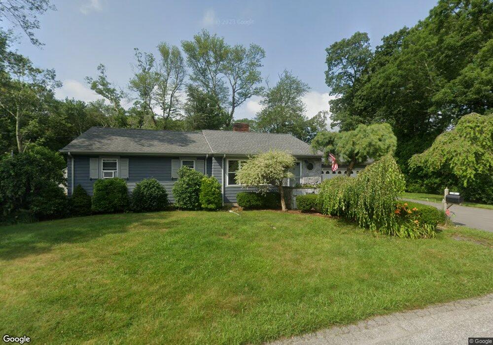 29 Thatcher St, South Dartmouth, MA 02748 - photo 1