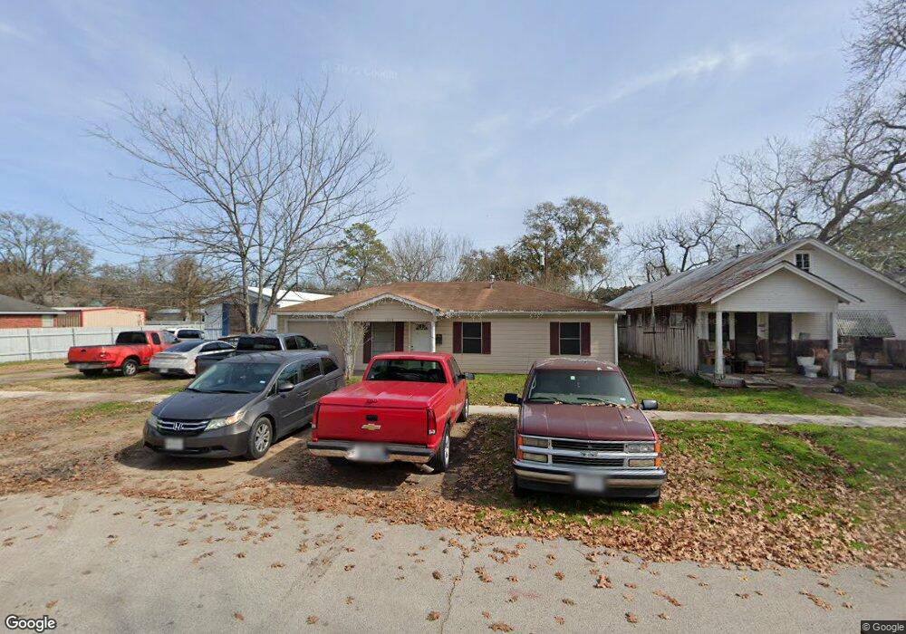 1313 5th St, Rosenberg, TX 77471 - photo 1
