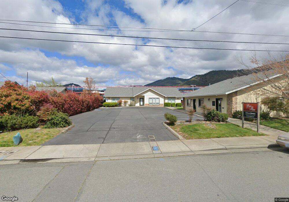 108 NE Steiger St, Grants Pass, OR 97526 - photo 1