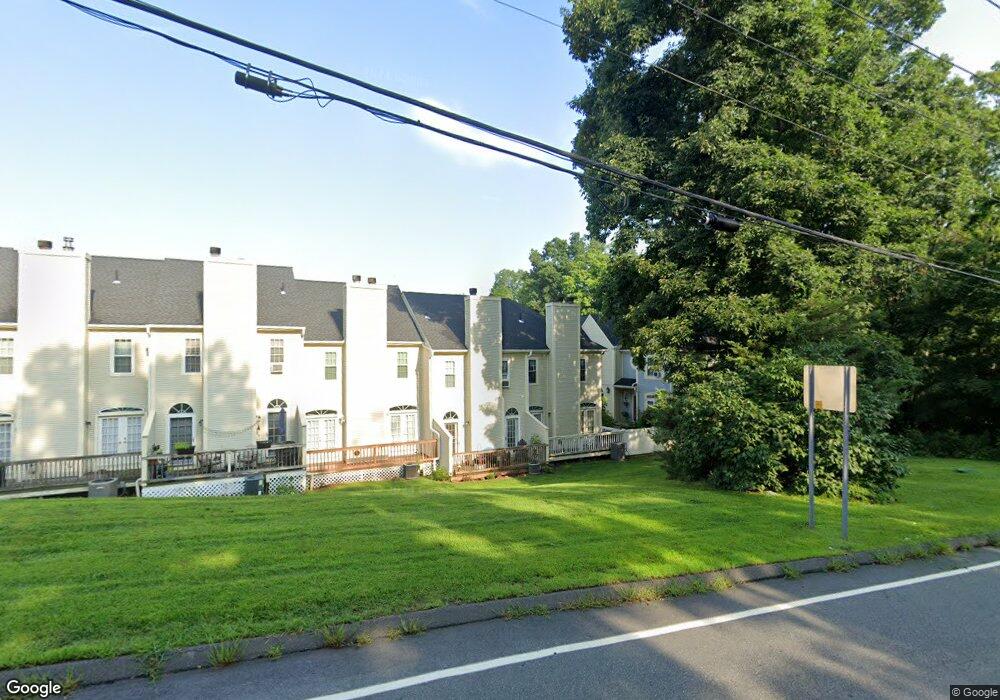 404 Cambridge Commons, Middletown, CT 06457 - photo 1