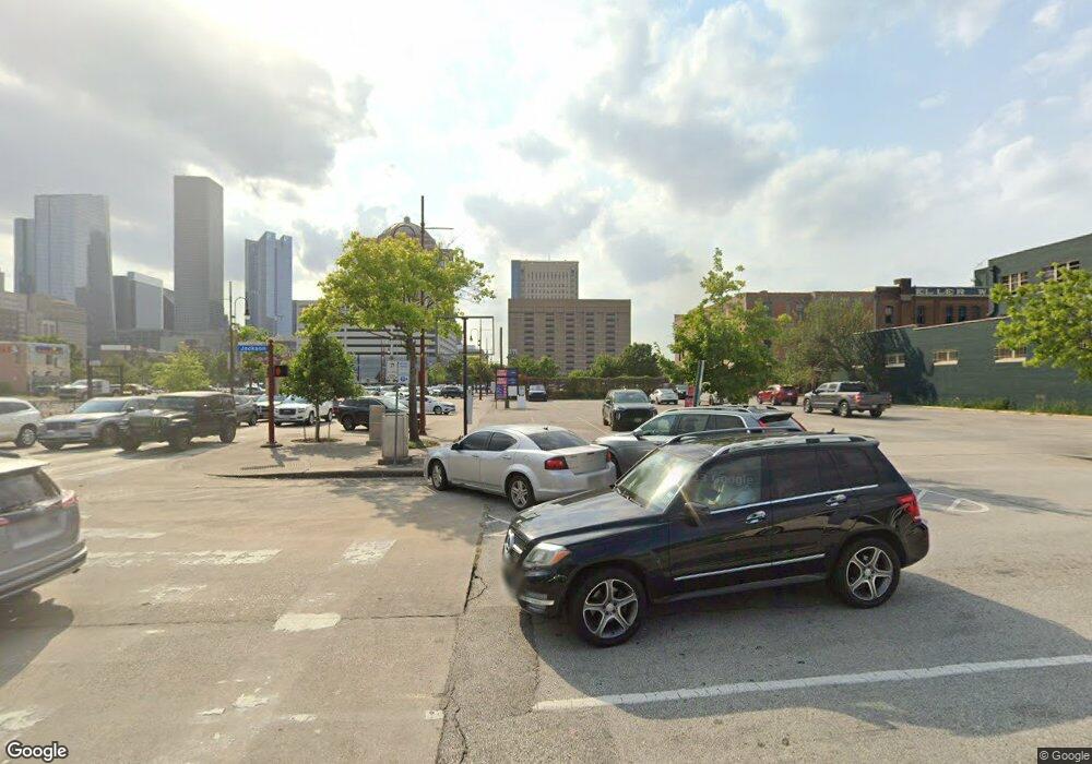 172 Jackson St, Houston, TX 77002 - photo 1