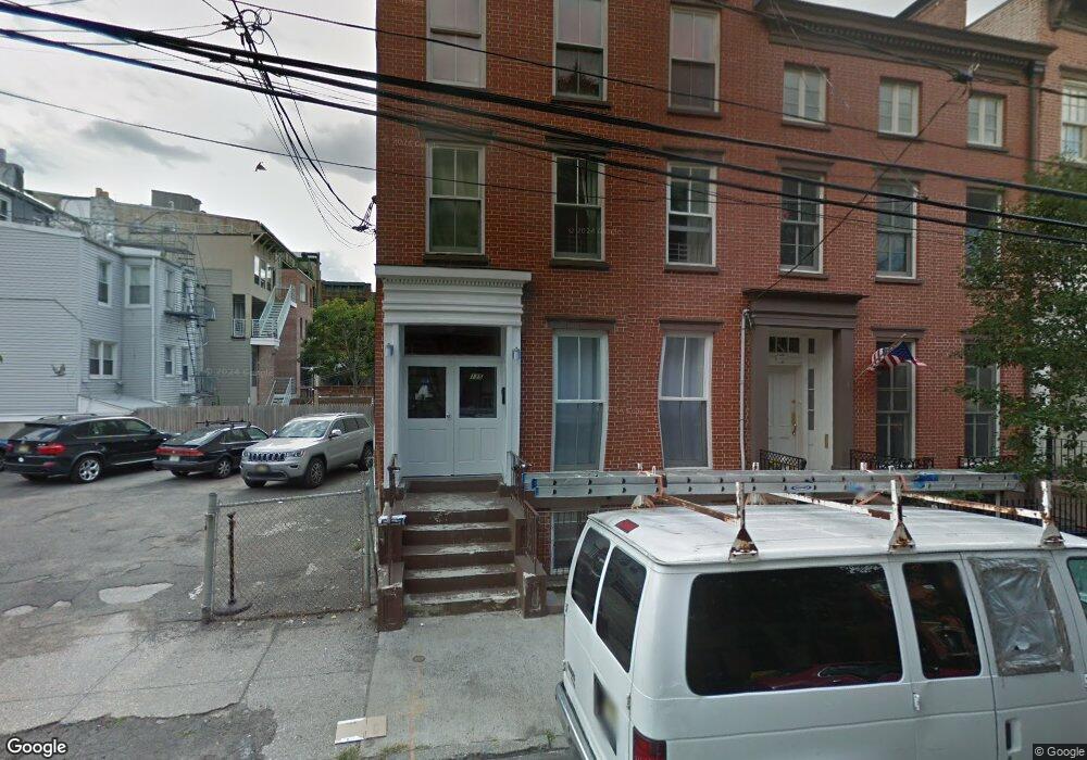 135 Sussex St unit 3, Jersey City, NJ 07302 - photo 1