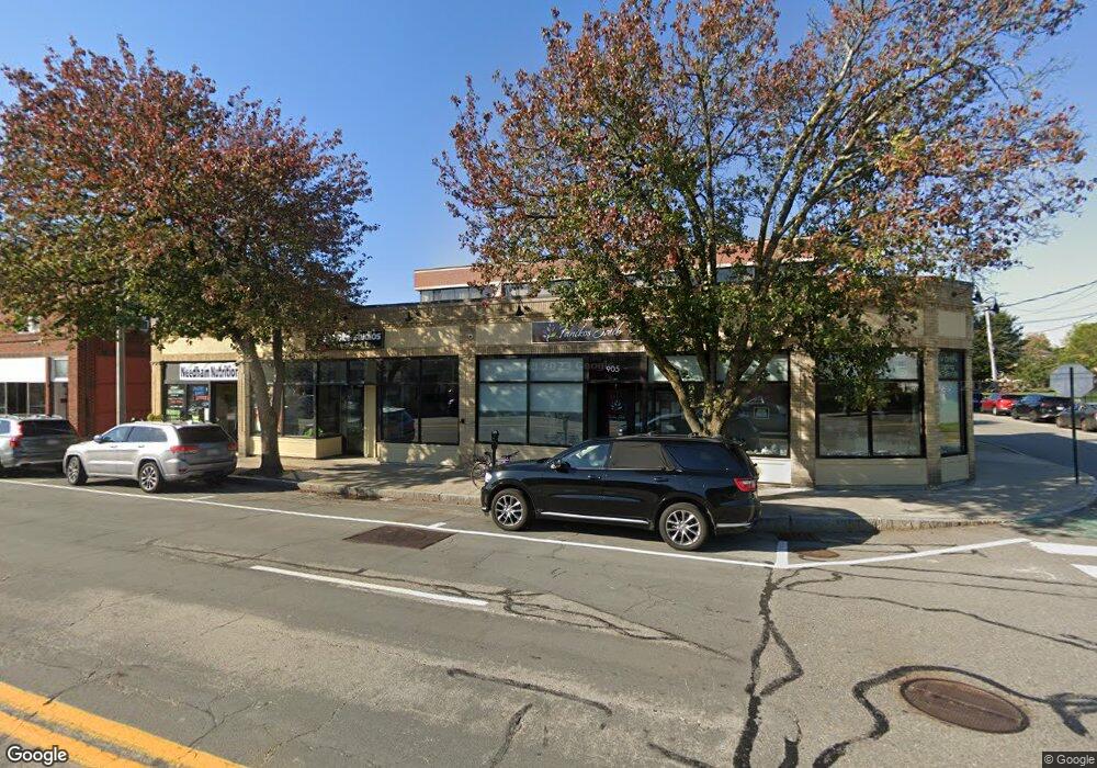 905 Great Plain Ave, Needham, MA 02492 - photo 1