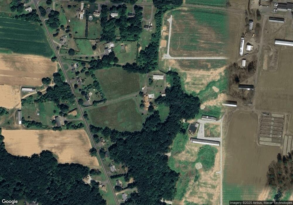 341 Rye St, Broad Brook, CT 06016 - photo 1