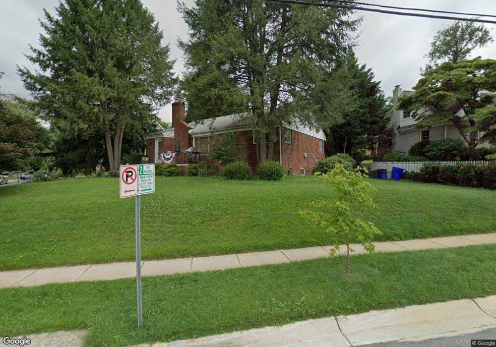 5017 Bangor Dr, Kensington, MD 20895 - photo 1