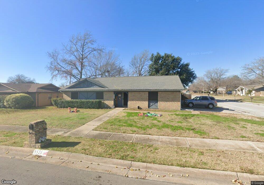 5521 Dublin Ln, North Richland Hills, TX 76180 - photo 1