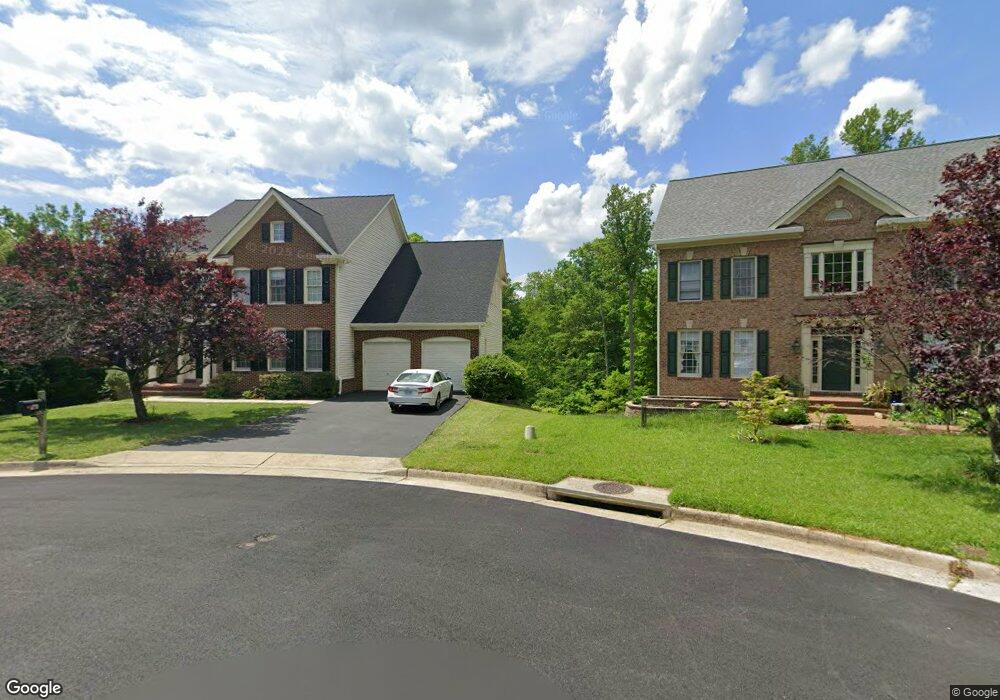 8114 Chars Landing Ct, Springfield, VA 22153 - photo 1