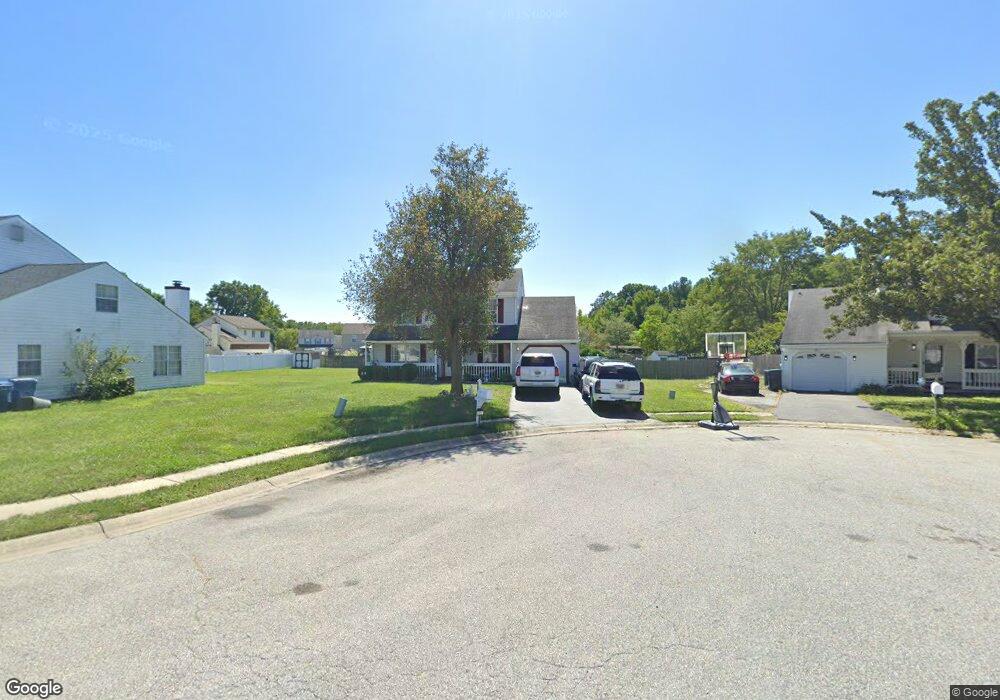 305 Genoa Dr, Bear, DE 19701 - photo 1