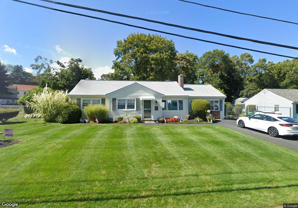 98 Northampton St, Warwick, RI 02888 - photo 1