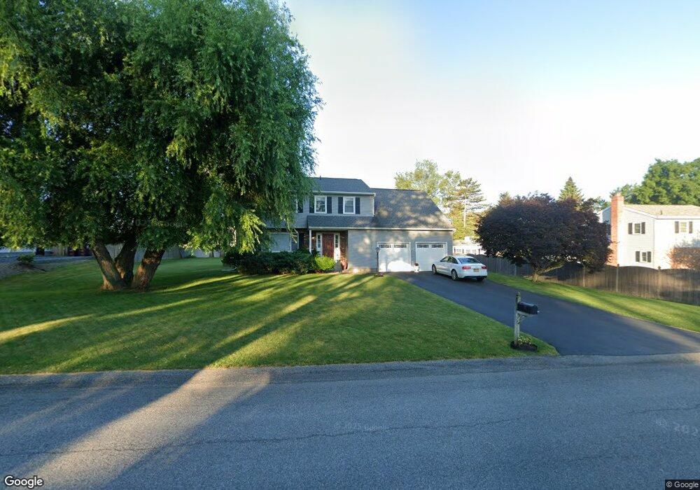 52 Clover Field Dr, Albany, NY 12211 - photo 1