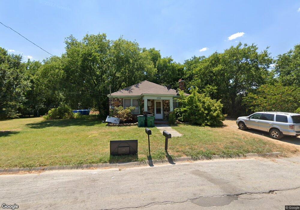 1735 Rice Ave, Gainesville, TX 76240 - photo 1