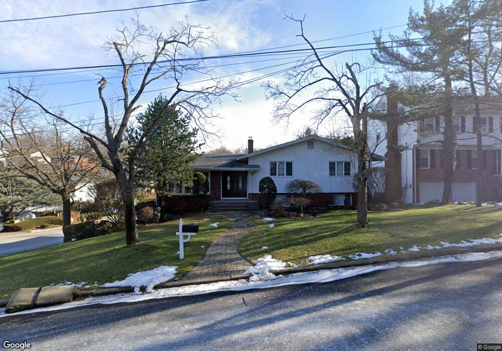 41 Elm St, Englewood Cliffs, NJ 07632 - photo 1