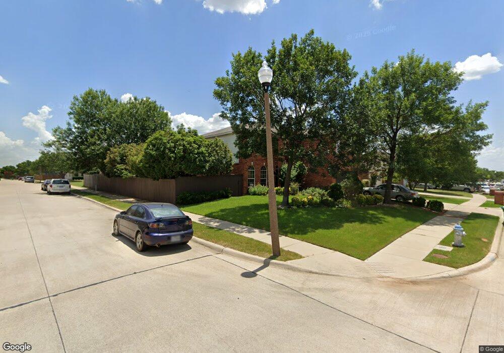 7701 Hidden Path Ln, Denton, TX 76210 - photo 1