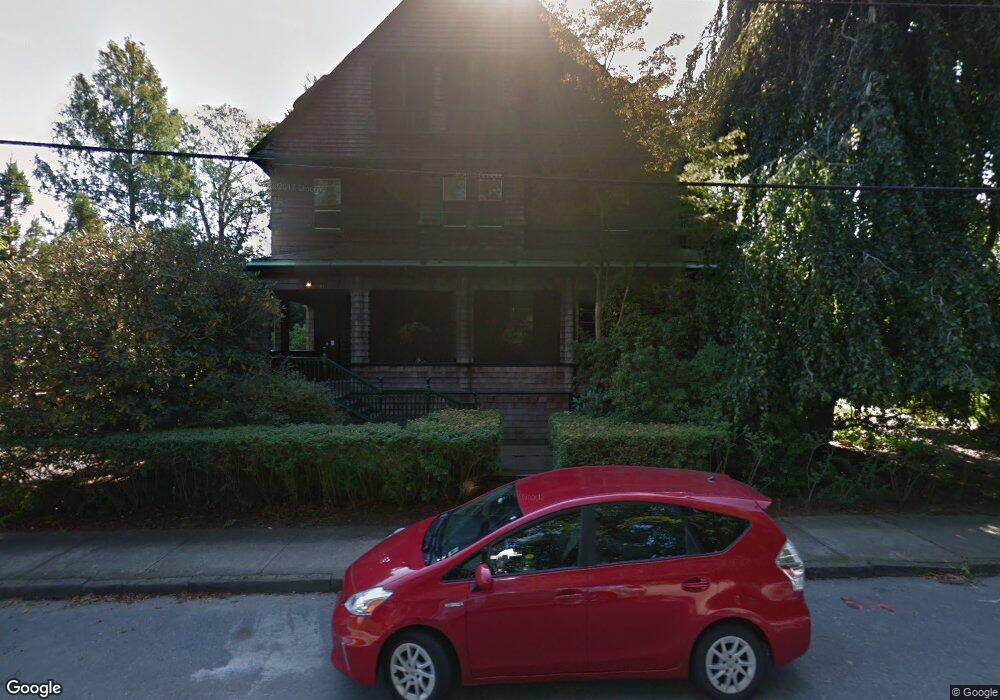 37 Catherine St, Newport, RI 02840 - photo 1