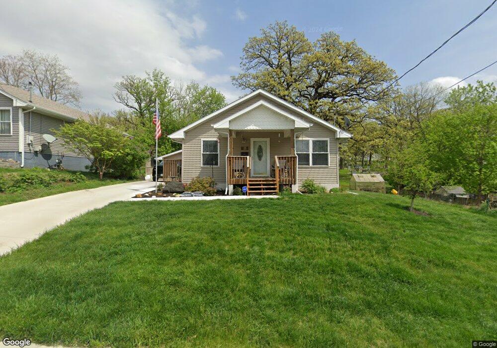 905 23rd St, Des Moines, IA 50312 - photo 1