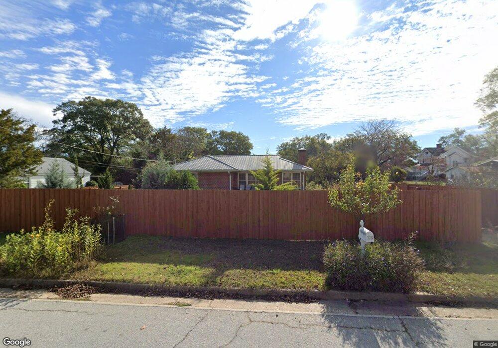 228 Sunnyside Ave, Elberton, GA 30635 - photo 1