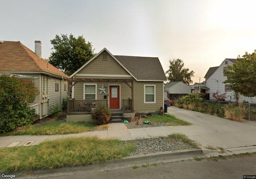 205 E 8th St, the Dalles, OR 97058 - photo 1