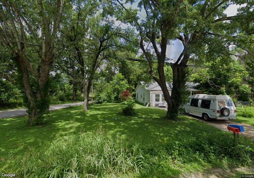 297 Eisenhower St, Rolla, MO 65401 - photo 1