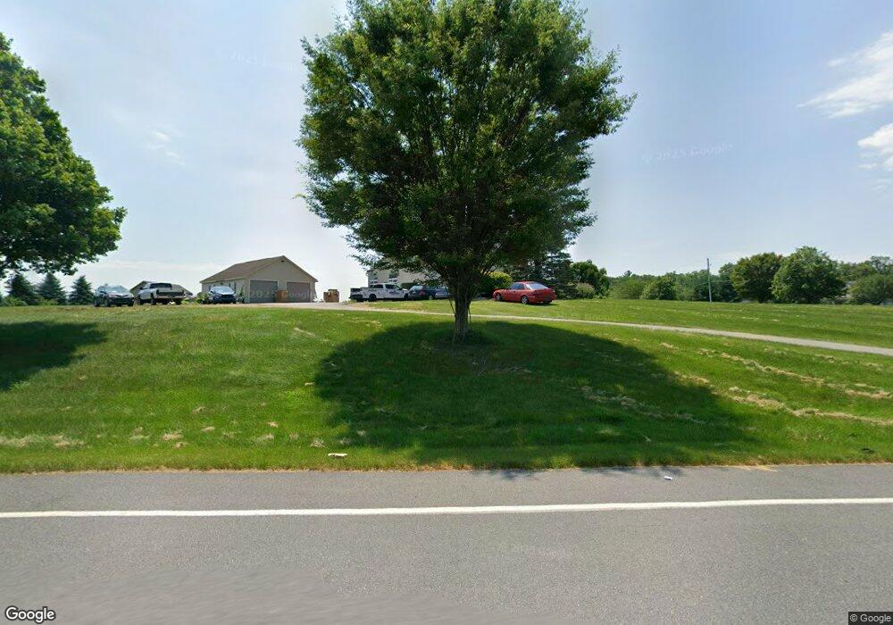 101 Country Chase Dr unit 23, Wind Gap, PA 18091 - photo 1