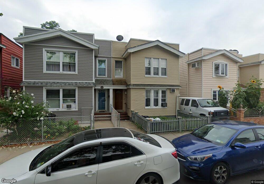 19716 91st Rd, Hollis, NY 11423 - photo 1