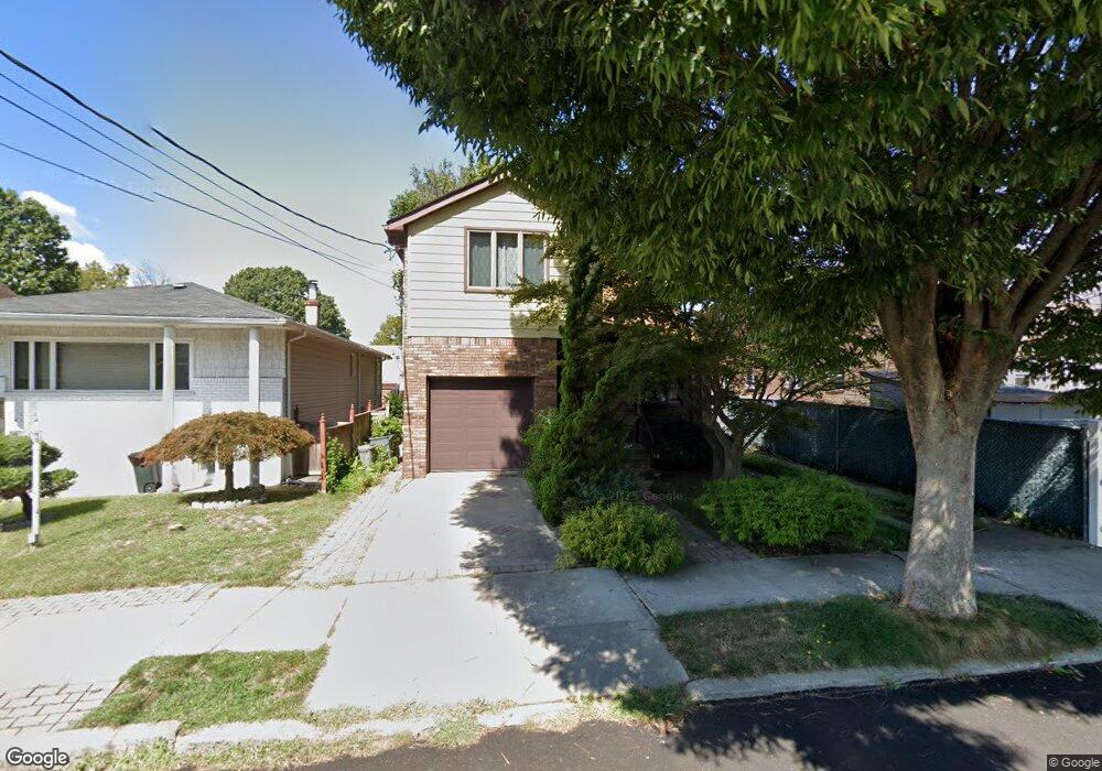 75 Foch Ave, Staten Island, NY 10305 - photo 1