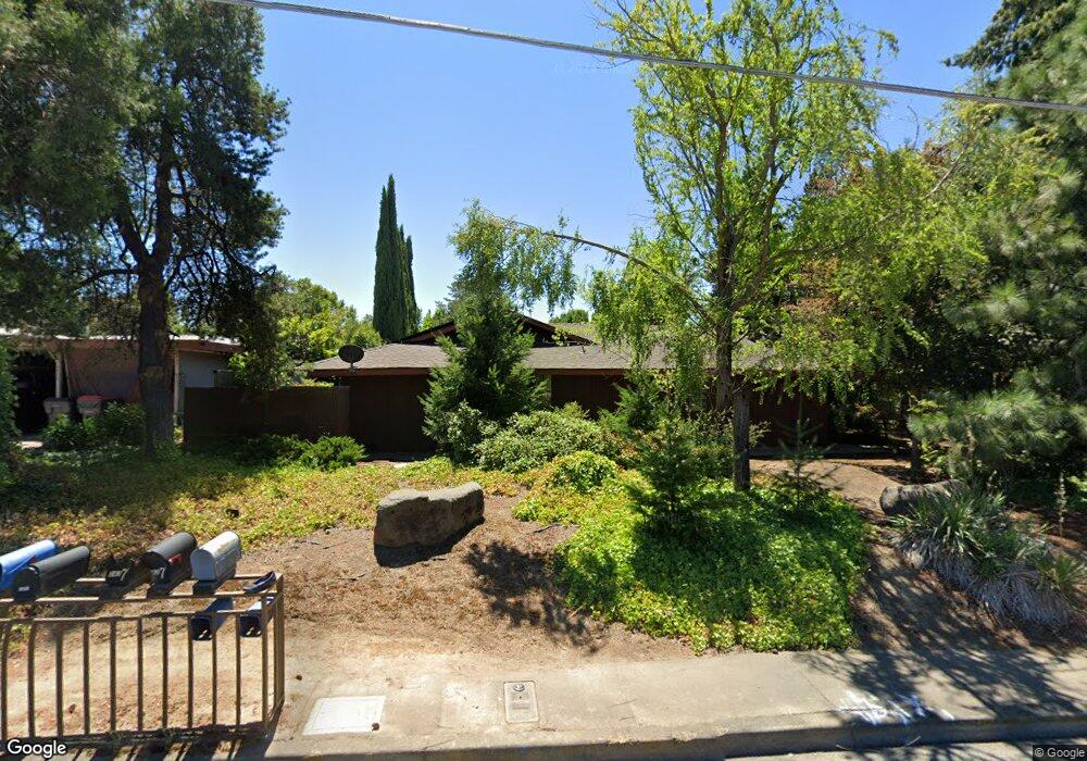 2470 E McAndrews Rd, Medford, OR 97504 - photo 1