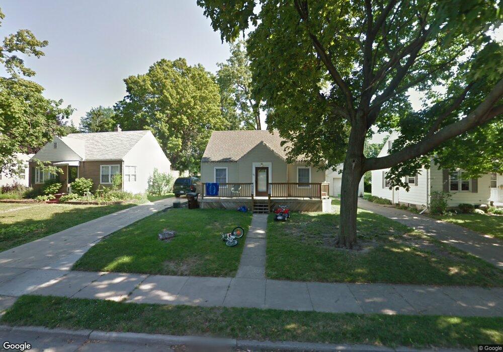 1612 Berkeley Dr, Lansing, MI 48910 - photo 1