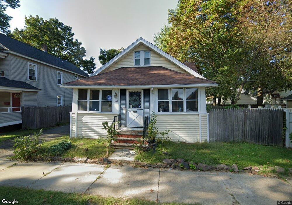 108 Blaine St unit 108, Springfield, MA 01108 - photo 1