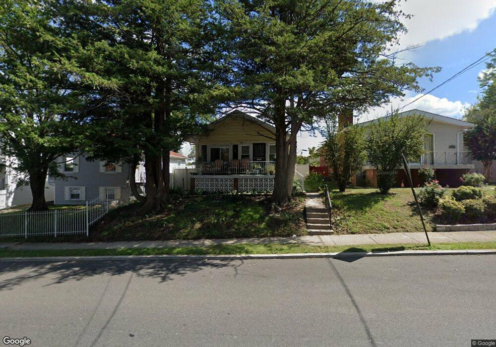 115 Division Ave NE, Washington, DC 20019 - photo 1