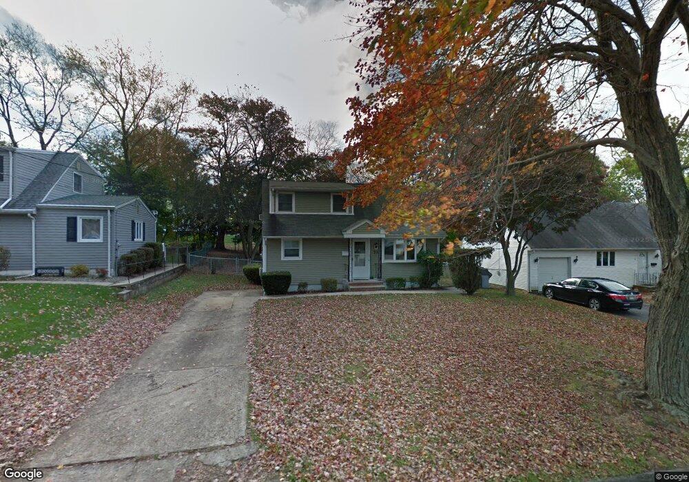 73 Tunison Rd, New Brunswick, NJ 08901 - photo 1