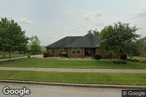 921 Cabernet Dr, Berea, KY 40403