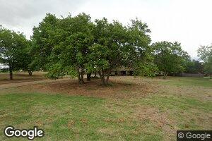 915 N 6th St, Thomas, OK 73669