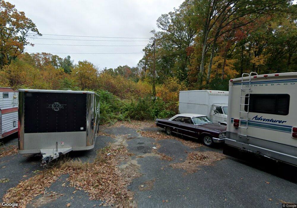 0-16 Boyd Rd, Hopedale, MA 01747 - photo 1