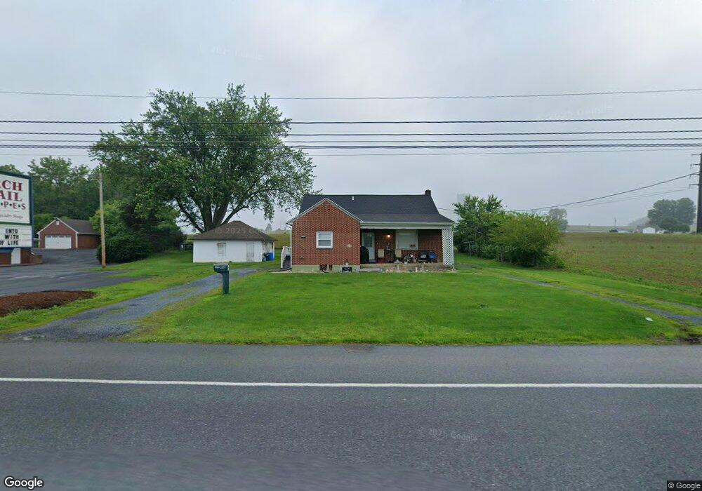 930 N Reading Rd, Ephrata, PA 17522 - photo 1