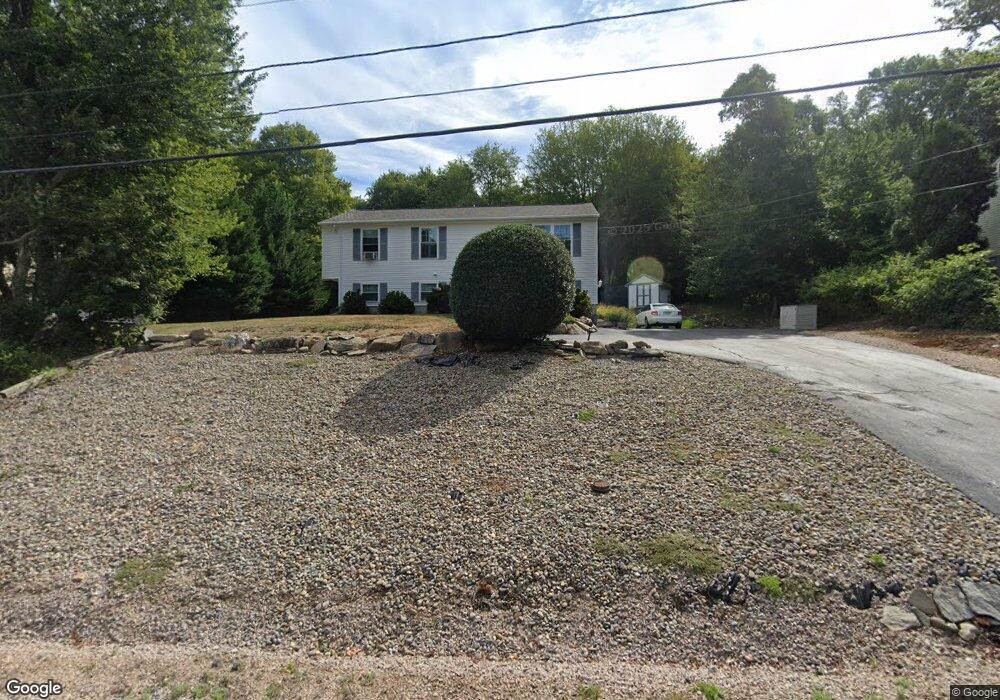 81 Saybrook Ave, Narragansett, RI 02882 - photo 1