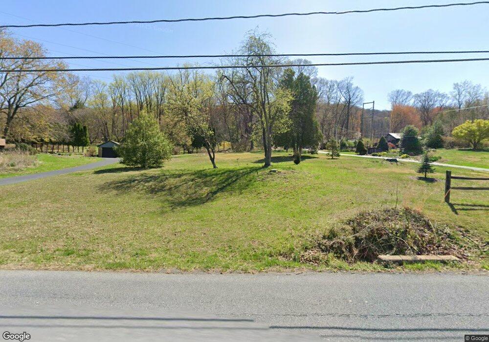 2714 Old Pricetown Rd, Temple, PA 19560 - photo 1