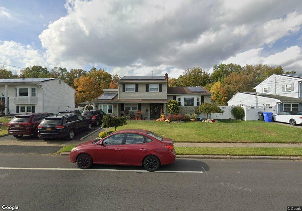 305 Rosewood Ln, Port Reading, NJ 07064 - photo 1