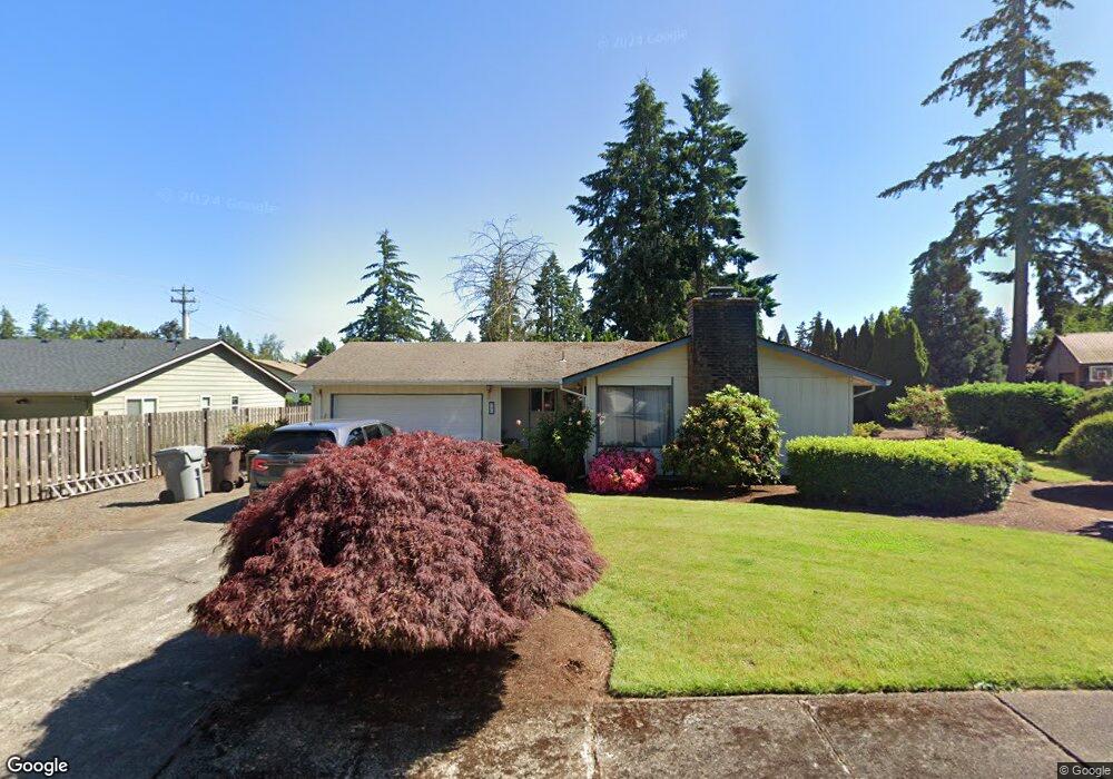 981 NE 12th Place, Canby, OR 97013 - photo 1
