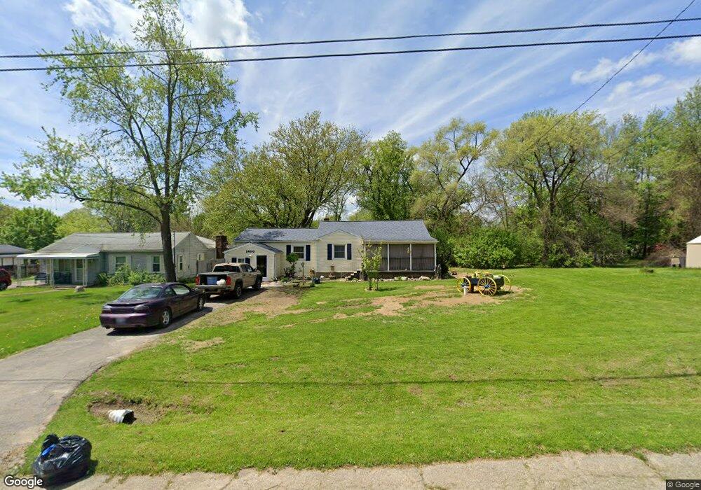 2400 Nerredia St, Flint, MI 48532 - photo 1