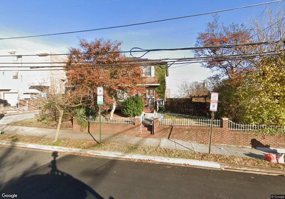 2632 R St SE, Washington, DC 20020 - photo 1