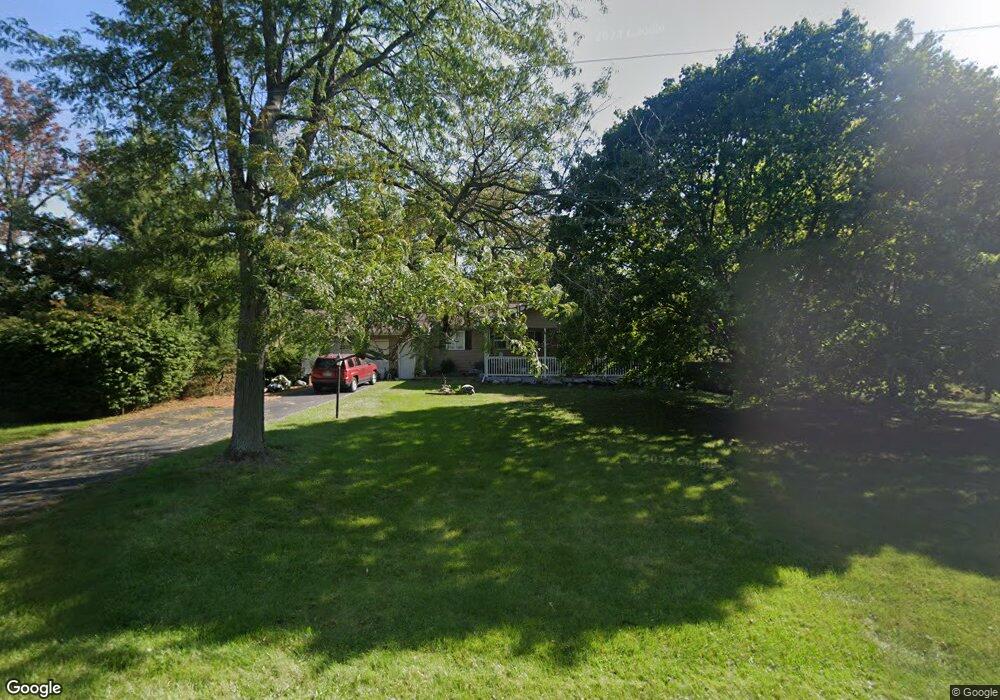 2535 Elmview Dr, Lima, OH 45806 - photo 1