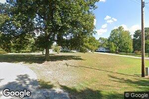 611 S Third St, Dahlgren, IL 62828