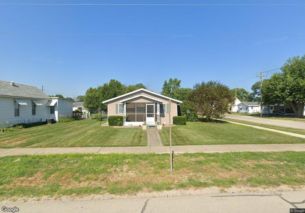 111 N Mulberry St, Effingham, IL 62401 - photo 1