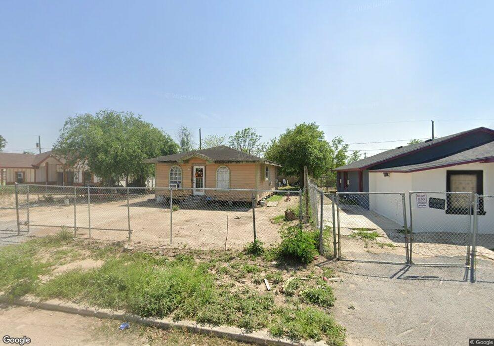 321 San Vicente Dr, Alamo, TX 78516 - photo 1