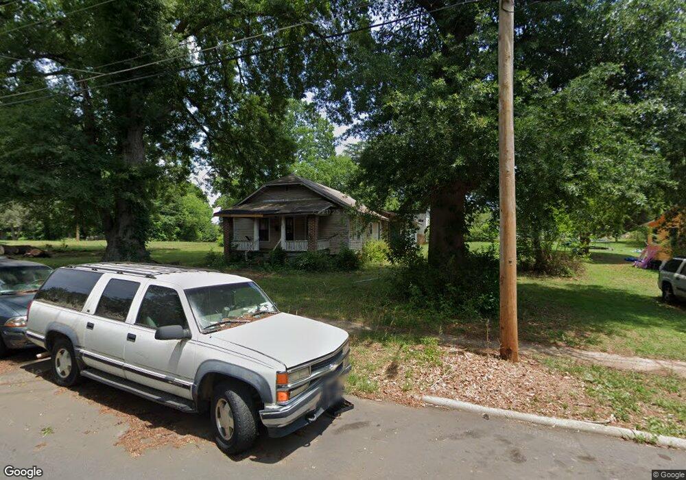 1013 Caldwell St, Statesville, NC 28677 - photo 1