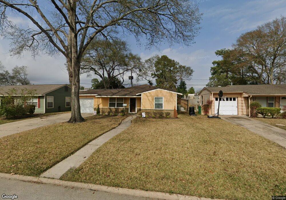 1822 Nina Lee Ln, Houston, TX 77018 - photo 1